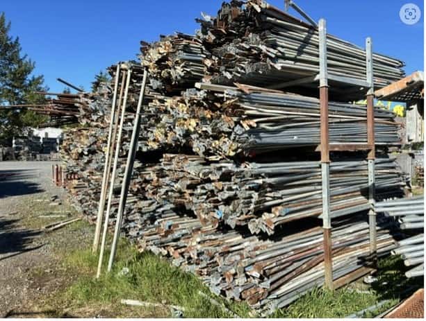 Snap On Frame & Brace Scaffolding - USED